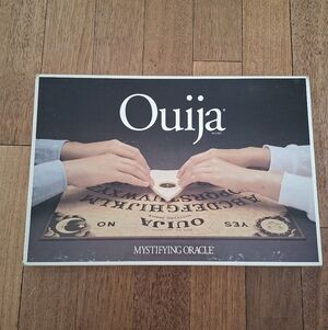 Ouija Mystifying Oracle Board Game Parker Brothers 1992 Model 00600